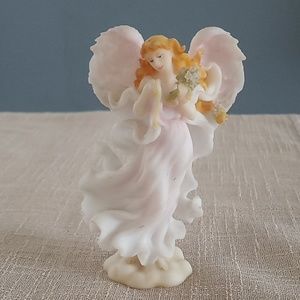 Seraphim Classics. Angel of the month series. Month of May. 1999 item # 81815